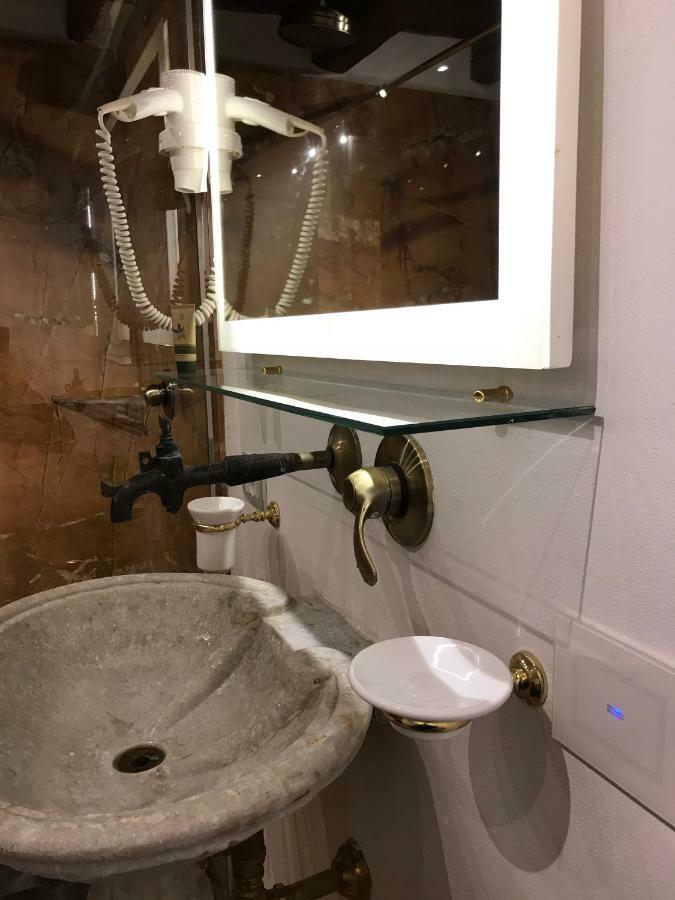 Apartament La Casa Dei Marmi Rzym Zewnętrze zdjęcie